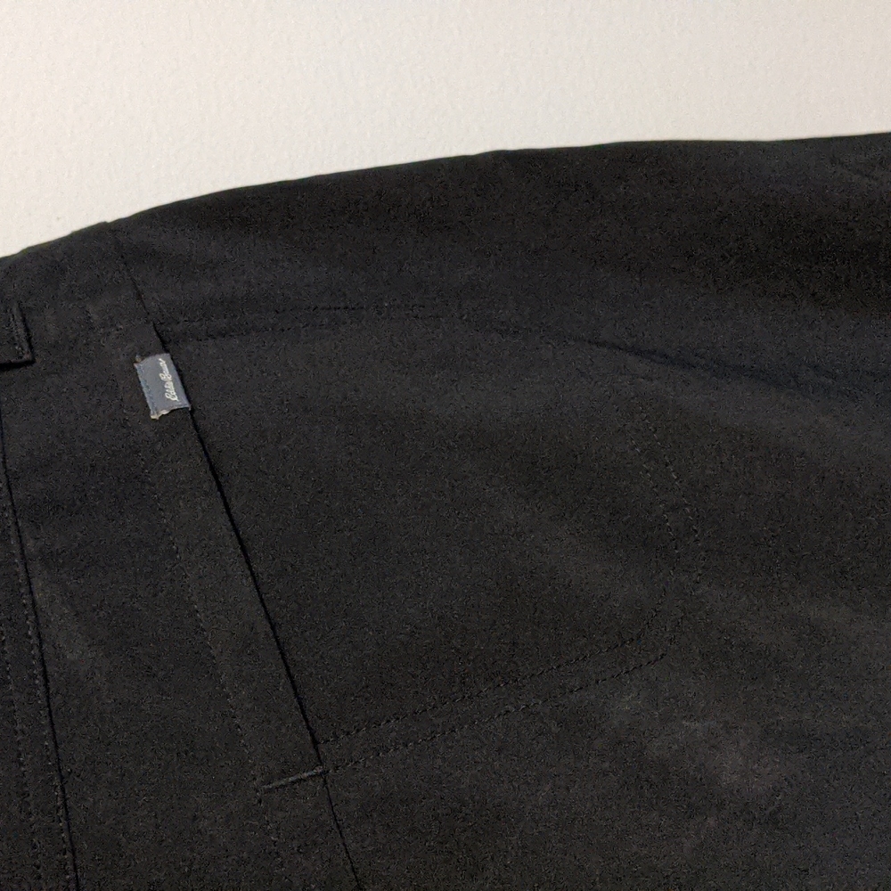 Eddie Bauer women's size 8 black skort - Picture 5 of 5